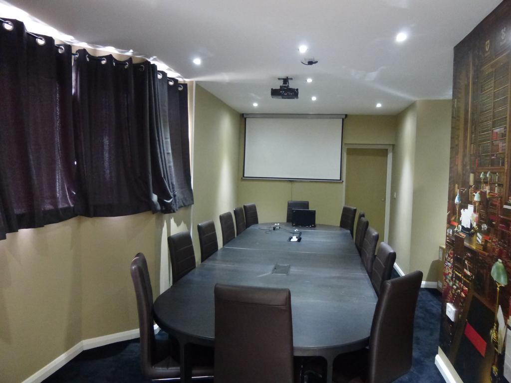 Dreams Hotel Barking  Dış mekan fotoğraf