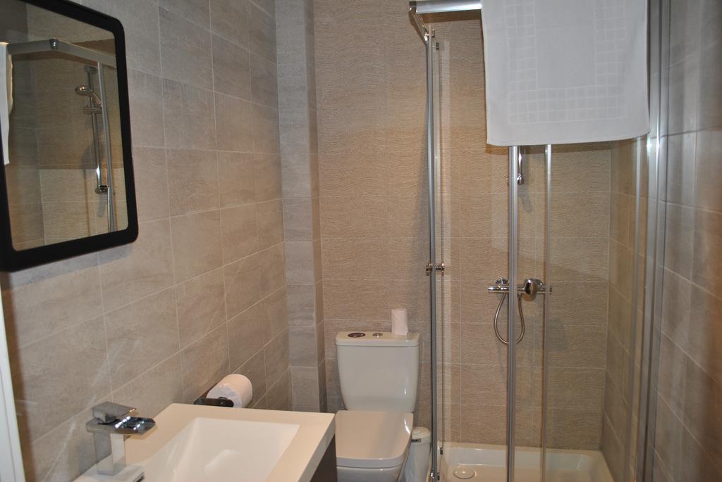 Dreams Hotel Barking  Dış mekan fotoğraf